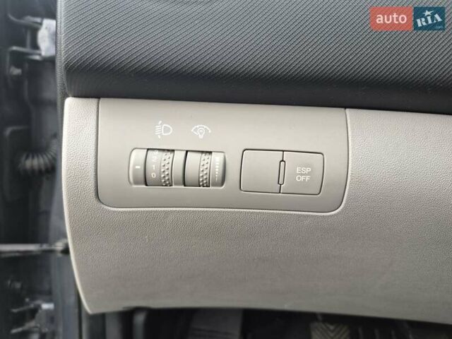 Серый Киа Сид, объемом двигателя 1.4 л и пробегом 156 тыс. км за 6450 $, фото 67 на Automoto.ua