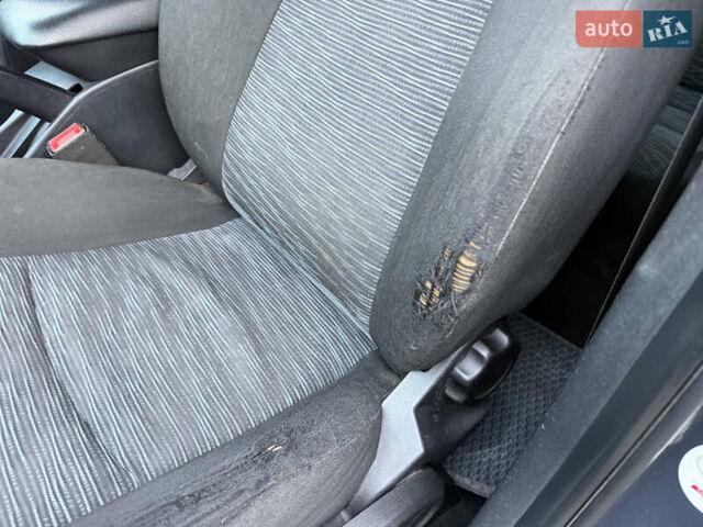 Сірий Кіа Сід, об'ємом двигуна 1.58 л та пробігом 346 тис. км за 5200 $, фото 33 на Automoto.ua