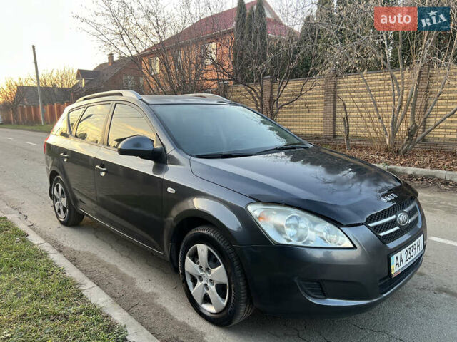 Серый Киа Сид, объемом двигателя 1.59 л и пробегом 249 тыс. км за 6250 $, фото 23 на Automoto.ua