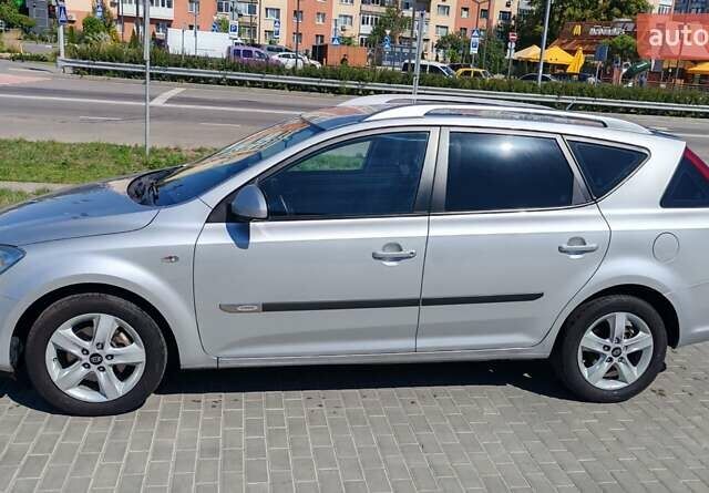 Сірий Кіа Сід, об'ємом двигуна 1.6 л та пробігом 219 тис. км за 6300 $, фото 3 на Automoto.ua