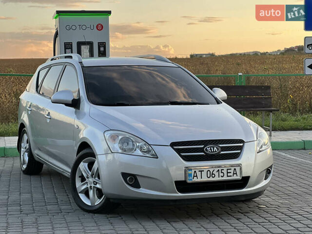 Серый Киа Сид, объемом двигателя 1.6 л и пробегом 263 тыс. км за 5850 $, фото 22 на Automoto.ua