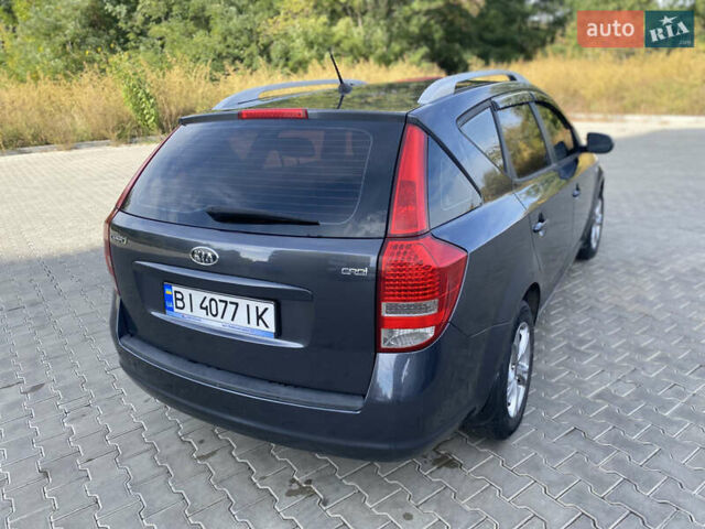 Серый Киа Сид, объемом двигателя 1.6 л и пробегом 259 тыс. км за 5700 $, фото 23 на Automoto.ua