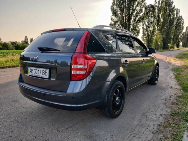Серый Киа Сид, объемом двигателя 1.6 л и пробегом 256 тыс. км за 5999 $, фото 8 на Automoto.ua