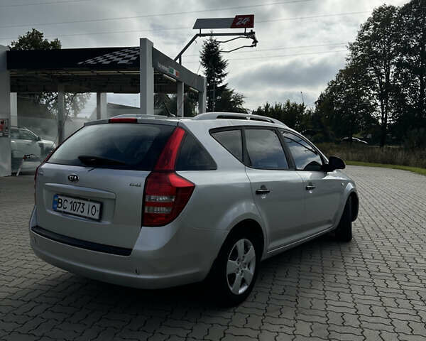 Серый Киа Сид, объемом двигателя 2.02 л и пробегом 203 тыс. км за 5300 $, фото 5 на Automoto.ua