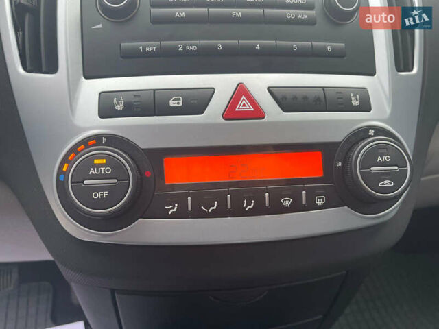 Сірий Кіа Сід, об'ємом двигуна 1.6 л та пробігом 192 тис. км за 6400 $, фото 27 на Automoto.ua