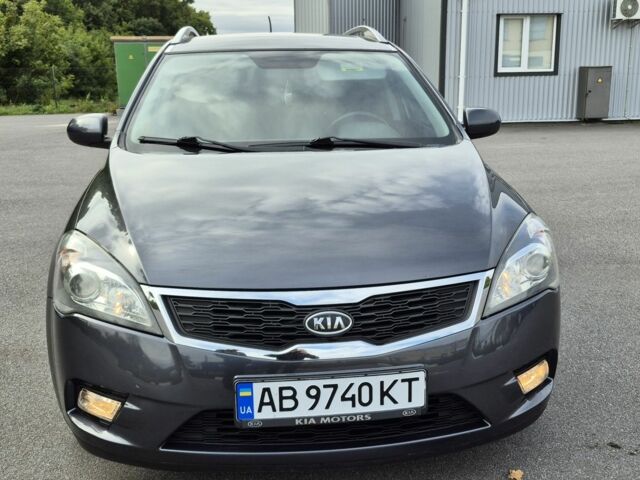 Киа Сид 2009 в Казатине на Automoto.ua Серый Киа Сид, объемом двигателя 1.4 л и пробегом 193 тыс. км за 5750 $, фото 5 на Automoto.ua