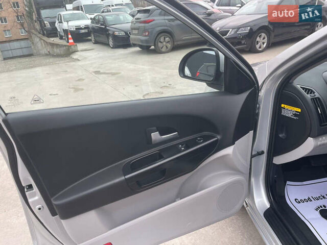 Сірий Кіа Сід, об'ємом двигуна 1.6 л та пробігом 192 тис. км за 6400 $, фото 24 на Automoto.ua