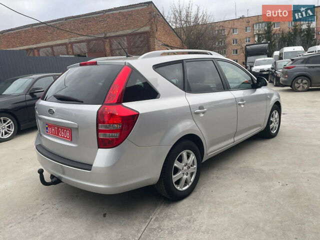 Сірий Кіа Сід, об'ємом двигуна 1.6 л та пробігом 192 тис. км за 6400 $, фото 16 на Automoto.ua