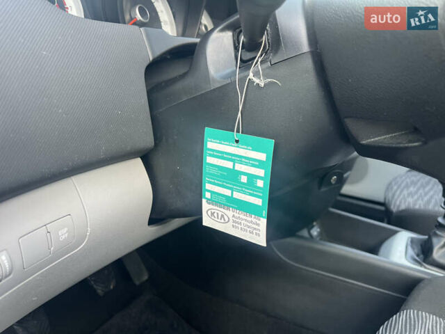 Кіа Сід 2009 у Ахтырке на Automoto.ua Сірий Кіа Сід, об'ємом двигуна 1.6 л та пробігом 226 тис. км за 6445 $, фото 35 на Automoto.ua