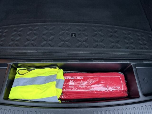 Серый Киа Сид, объемом двигателя 1.4 л и пробегом 143 тыс. км за 6500 $, фото 21 на Automoto.ua