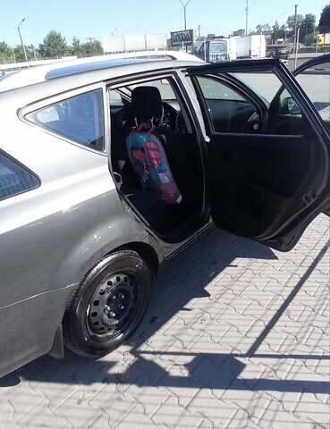 Серый Киа Сид, объемом двигателя 1.4 л и пробегом 210 тыс. км за 6300 $, фото 3 на Automoto.ua