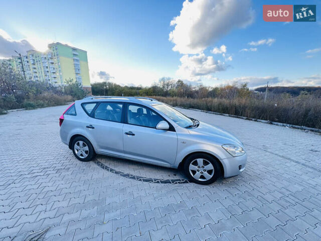 Серый Киа Сид, объемом двигателя 2 л и пробегом 187 тыс. км за 4999 $, фото 13 на Automoto.ua