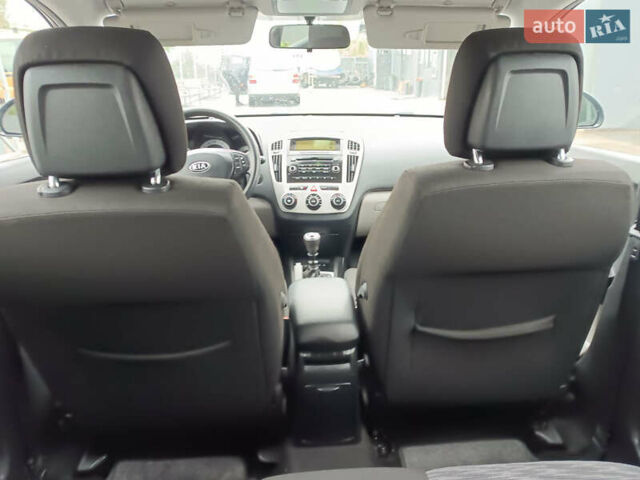 Серый Киа Сид, объемом двигателя 1.4 л и пробегом 161 тыс. км за 6299 $, фото 47 на Automoto.ua
