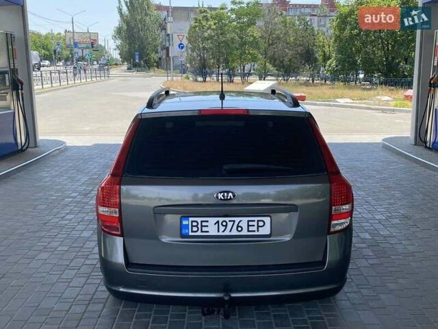 Серый Киа Сид, объемом двигателя 1.58 л и пробегом 331 тыс. км за 5999 $, фото 13 на Automoto.ua