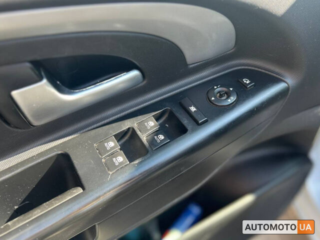 Серый Киа Сид, объемом двигателя 1.6 л и пробегом 164 тыс. км за 8200 $, фото 7 на Automoto.ua