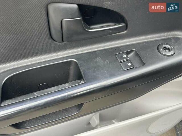 Кіа Сід 2009 у Львові на Automoto.ua Сірий Кіа Сід, об'ємом двигуна 1.59 л та пробігом 129 тис. км за 2999 $, фото 16 на Automoto.ua