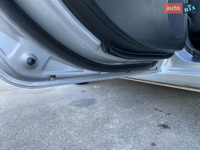 Серый Киа Сид, объемом двигателя 1.59 л и пробегом 207 тыс. км за 6499 $, фото 27 на Automoto.ua