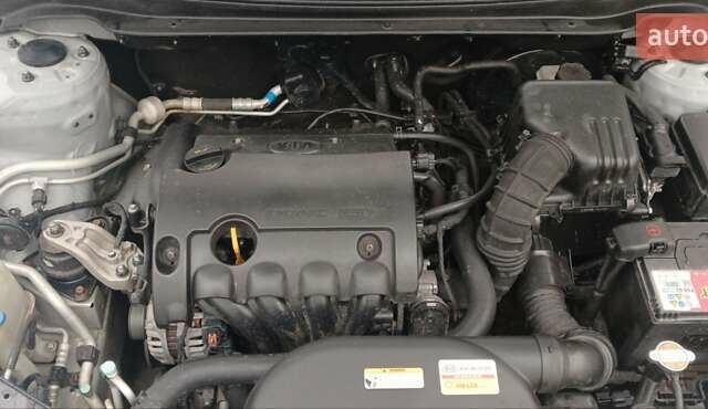 Серый Киа Сид, объемом двигателя 1.4 л и пробегом 250 тыс. км за 6300 $, фото 24 на Automoto.ua