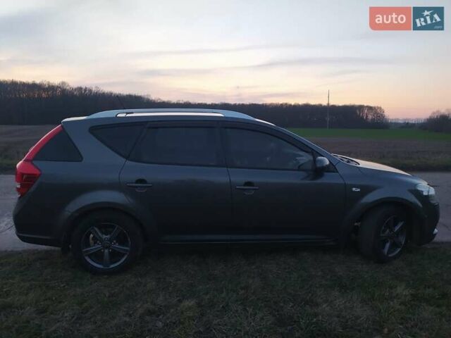 Серый Киа Сид, объемом двигателя 1.4 л и пробегом 227 тыс. км за 5800 $, фото 11 на Automoto.ua