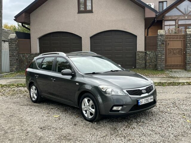 Сірий Кіа Сід, об'ємом двигуна 1.6 л та пробігом 284 тис. км за 5850 $, фото 10 на Automoto.ua