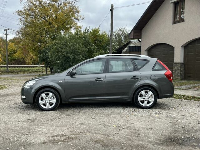 Сірий Кіа Сід, об'ємом двигуна 1.6 л та пробігом 284 тис. км за 5850 $, фото 8 на Automoto.ua