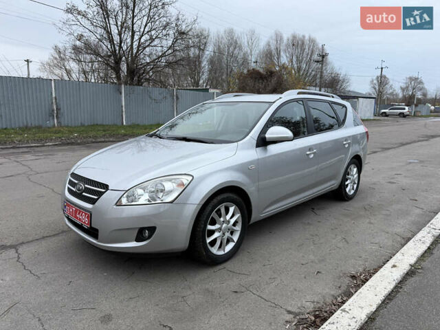 Серый Киа Сид, объемом двигателя 1.4 л и пробегом 143 тыс. км за 6500 $, фото 2 на Automoto.ua