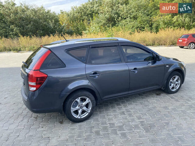 Серый Киа Сид, объемом двигателя 1.6 л и пробегом 259 тыс. км за 5700 $, фото 28 на Automoto.ua