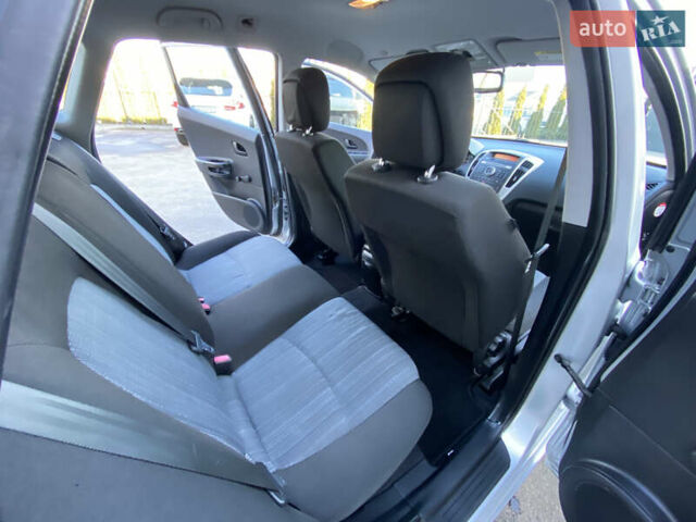 Серый Киа Сид, объемом двигателя 1.59 л и пробегом 207 тыс. км за 6499 $, фото 19 на Automoto.ua