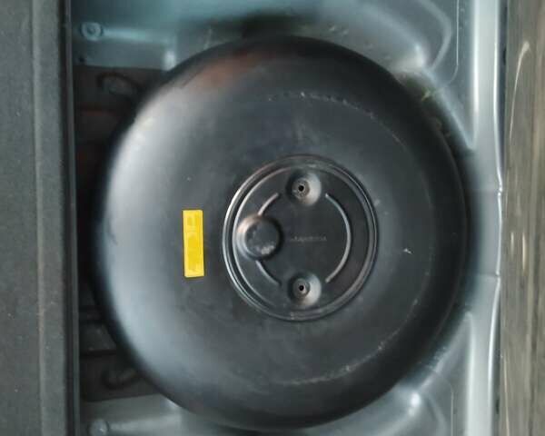 Серый Киа Сид, объемом двигателя 1.4 л и пробегом 227 тыс. км за 5800 $, фото 27 на Automoto.ua