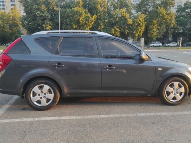 Сірий Кіа Сід, об'ємом двигуна 1.6 л та пробігом 153 тис. км за 6500 $, фото 1 на Automoto.ua