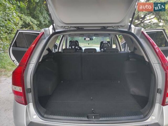 Сірий Кіа Сід, об'ємом двигуна 1.59 л та пробігом 143 тис. км за 6700 $, фото 12 на Automoto.ua