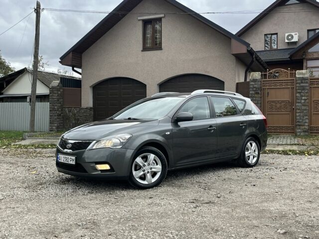 Сірий Кіа Сід, об'ємом двигуна 1.6 л та пробігом 284 тис. км за 5850 $, фото 2 на Automoto.ua