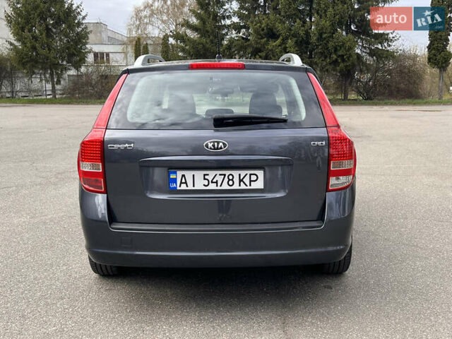 Серый Киа Сид, объемом двигателя 1.6 л и пробегом 299 тыс. км за 6200 $, фото 5 на Automoto.ua