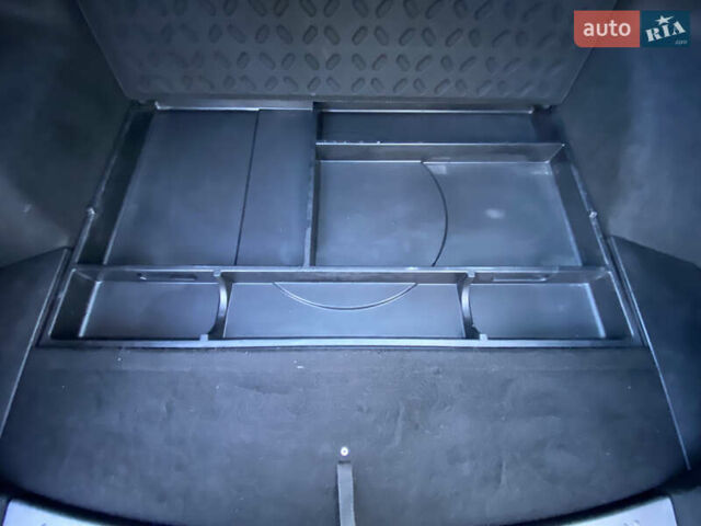 Серый Киа Сид, объемом двигателя 1.59 л и пробегом 207 тыс. км за 6499 $, фото 14 на Automoto.ua