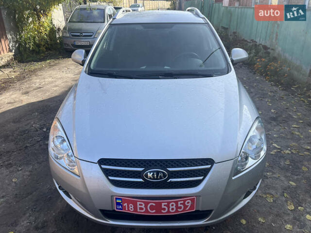 Кіа Сід 2009 у Ахтырке на Automoto.ua Сірий Кіа Сід, об'ємом двигуна 1.6 л та пробігом 226 тис. км за 6445 $, фото 5 на Automoto.ua