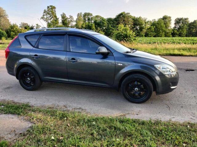 Серый Киа Сид, объемом двигателя 1.6 л и пробегом 256 тыс. км за 5999 $, фото 5 на Automoto.ua