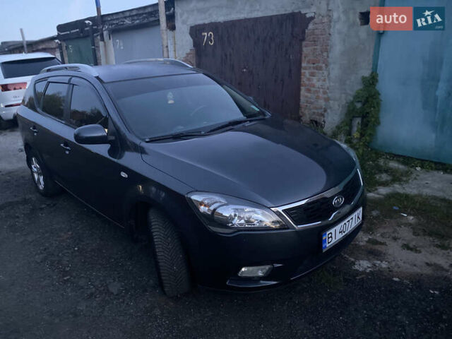 Серый Киа Сид, объемом двигателя 1.6 л и пробегом 259 тыс. км за 5700 $, фото 8 на Automoto.ua