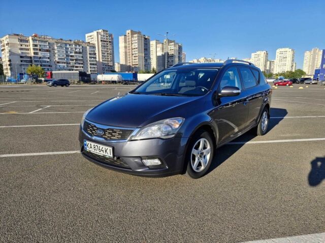 Серый Киа Сид, объемом двигателя 1.6 л и пробегом 282 тыс. км за 6800 $, фото 2 на Automoto.ua