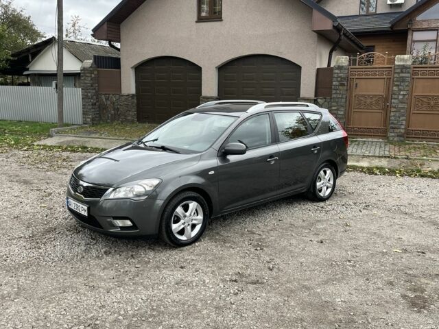 Сірий Кіа Сід, об'ємом двигуна 1.6 л та пробігом 284 тис. км за 5850 $, фото 7 на Automoto.ua