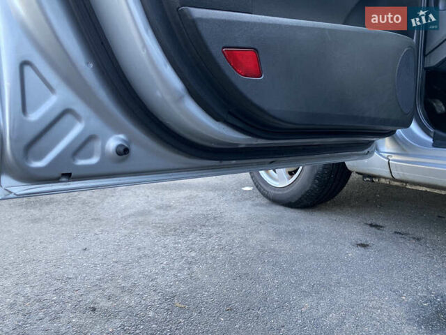 Серый Киа Сид, объемом двигателя 1.59 л и пробегом 207 тыс. км за 6499 $, фото 28 на Automoto.ua