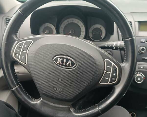 Серый Киа Сид, объемом двигателя 1.4 л и пробегом 159 тыс. км за 7900 $, фото 7 на Automoto.ua