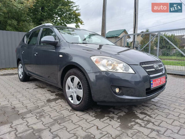 Серый Киа Сид, объемом двигателя 1.4 л и пробегом 161 тыс. км за 6299 $, фото 4 на Automoto.ua