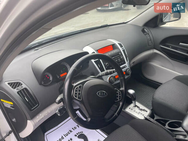 Сірий Кіа Сід, об'ємом двигуна 1.6 л та пробігом 192 тис. км за 6400 $, фото 32 на Automoto.ua