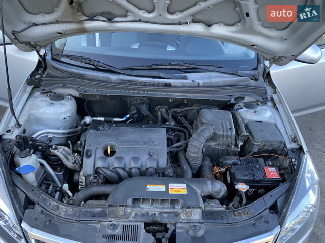 Серый Киа Сид, объемом двигателя 1.59 л и пробегом 207 тыс. км за 6499 $, фото 31 на Automoto.ua