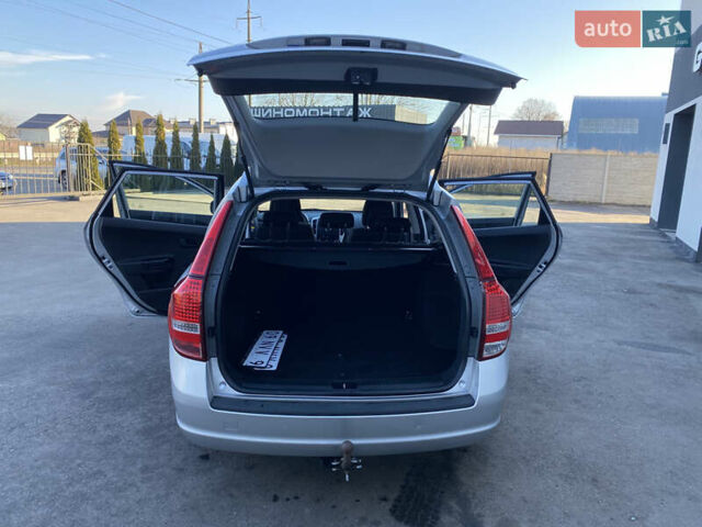 Серый Киа Сид, объемом двигателя 1.59 л и пробегом 207 тыс. км за 6499 $, фото 11 на Automoto.ua