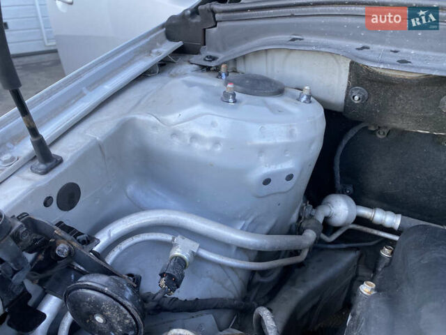 Серый Киа Сид, объемом двигателя 1.59 л и пробегом 207 тыс. км за 6499 $, фото 32 на Automoto.ua