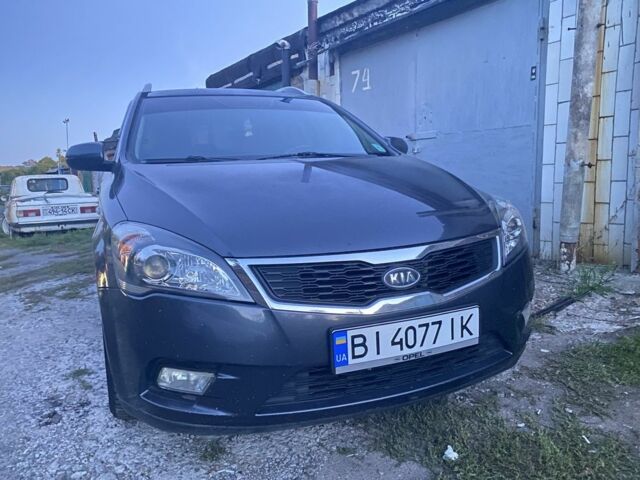 Сірий Кіа Сід, об'ємом двигуна 1.6 л та пробігом 249 тис. км за 5700 $, фото 1 на Automoto.ua