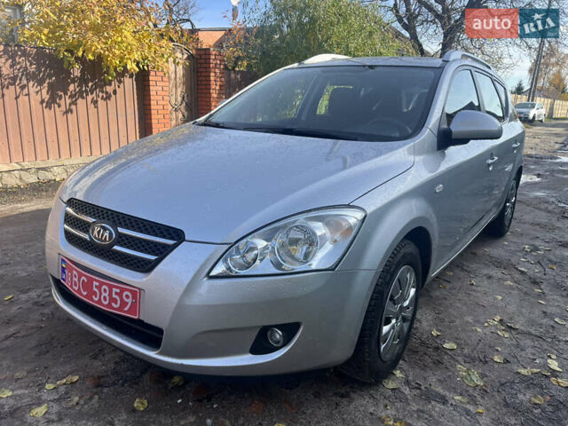 Кіа Сід 2009 у Ахтырке на Automoto.ua Сірий Кіа Сід, об'ємом двигуна 1.6 л та пробігом 226 тис. км за 6445 $, фото 1 на Automoto.ua