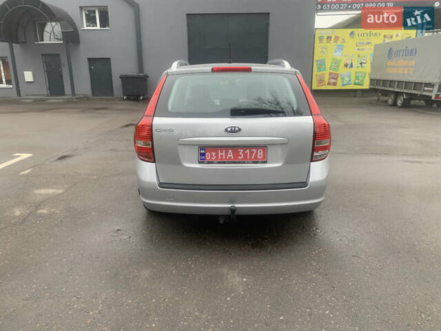 Серый Киа Сид, объемом двигателя 1.6 л и пробегом 232 тыс. км за 6200 $, фото 5 на Automoto.ua