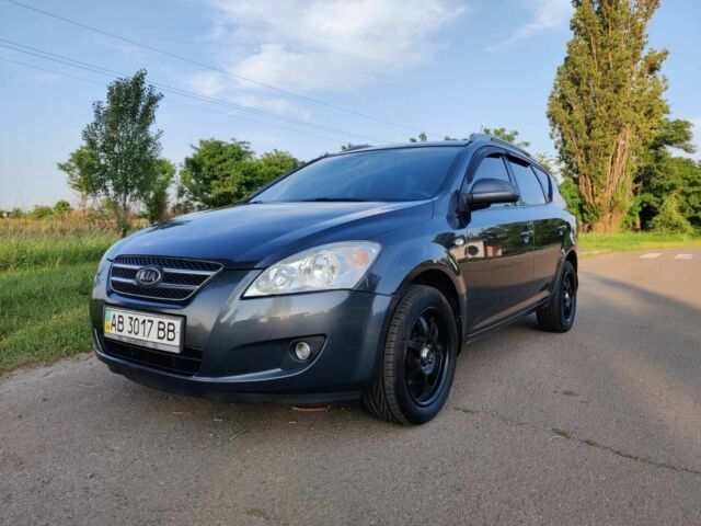 Серый Киа Сид, объемом двигателя 1.6 л и пробегом 256 тыс. км за 5999 $, фото 1 на Automoto.ua